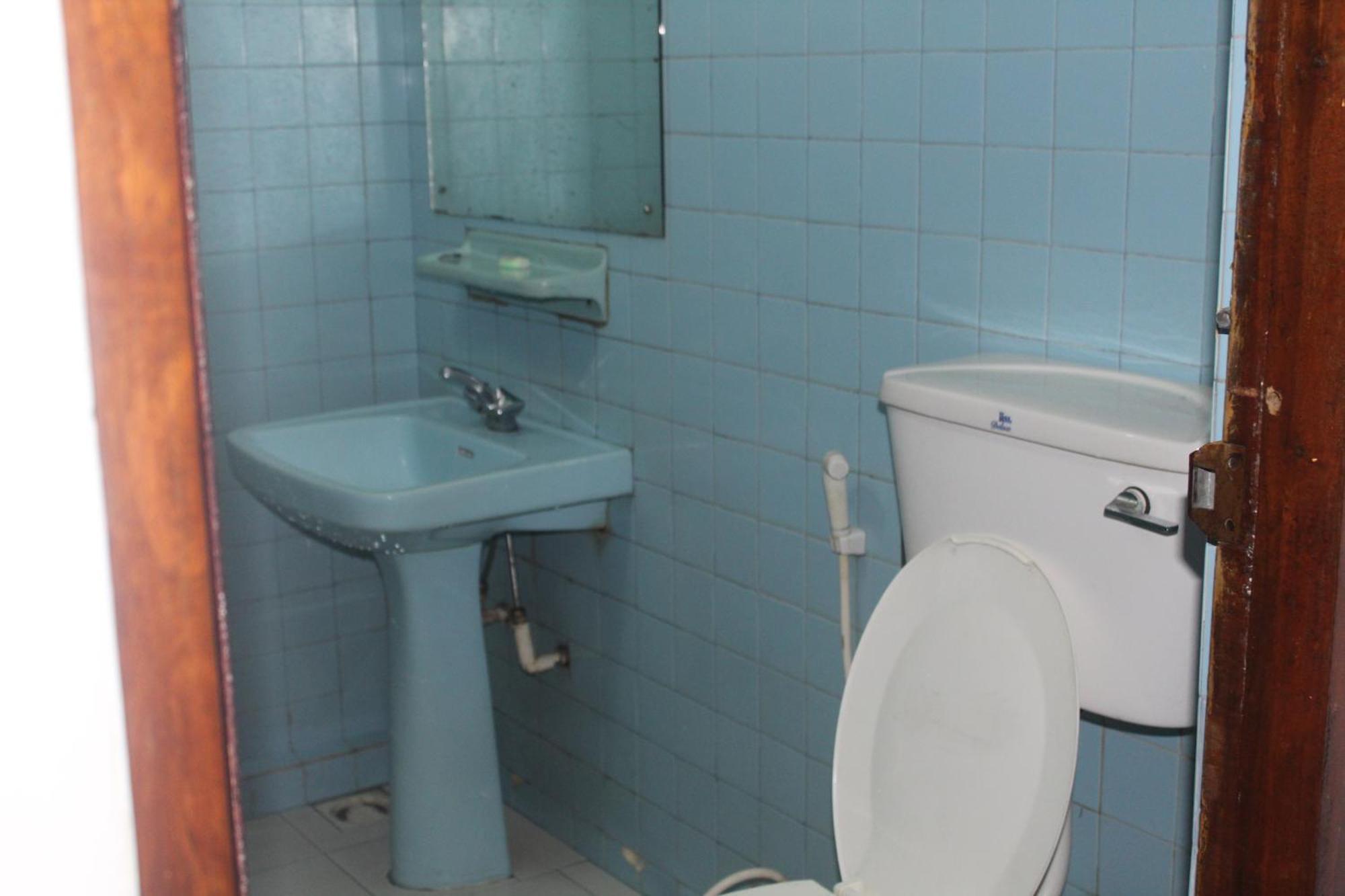 Lazy Bear Best Hostel In كاندي الغرفة الصورة